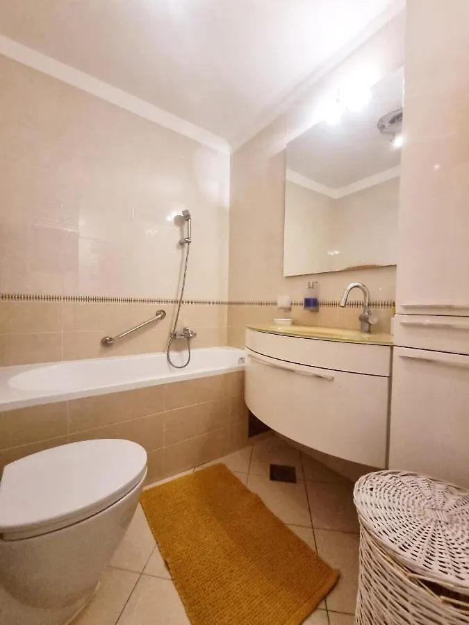 Apartment Rijeka With Sea View